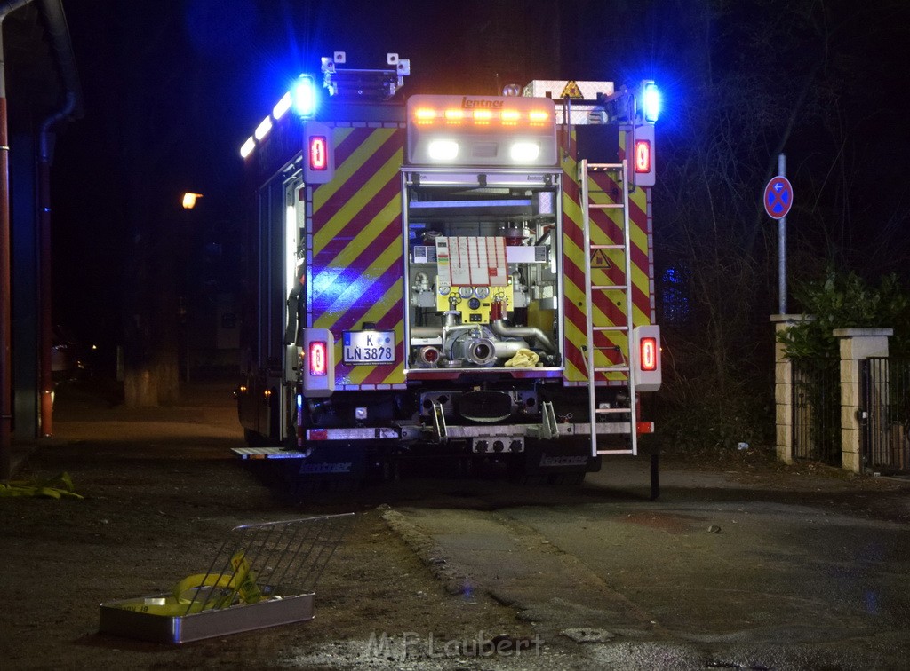 Feuer 2 Koeln Porz Langel Hinter der Kirche P138.JPG - Miklos Laubert